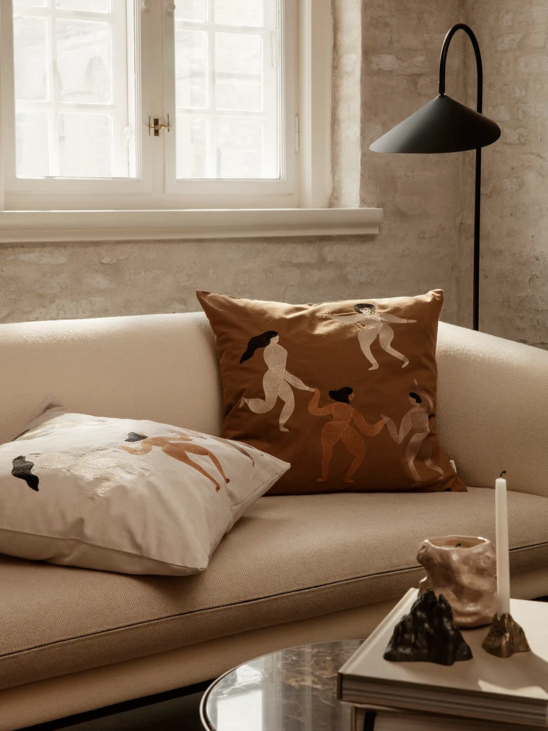 Free Cushion - Natural