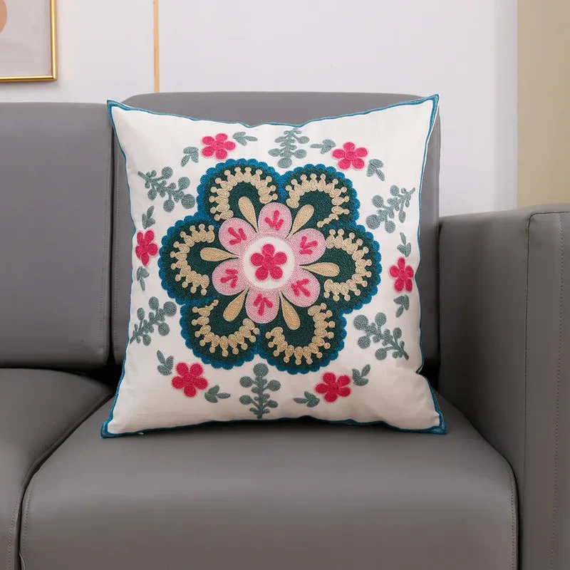 Housse de Coussin Broderie TOUVEL