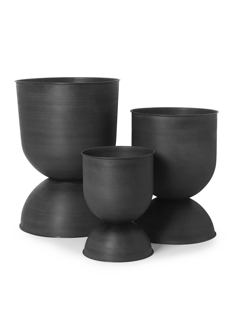 Hourglass Pot - Small - Black