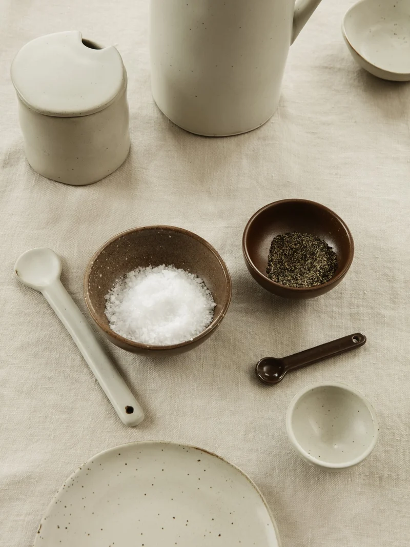 Flow Jar with Spoon - Off-White Speckle