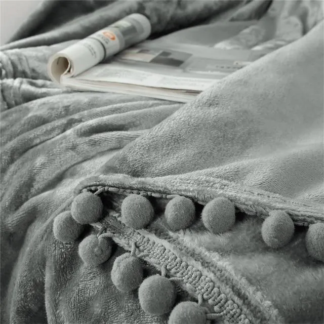 Plaid Canapé en Flanelle Gris à Pompons