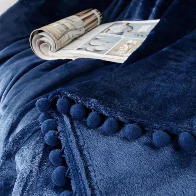 Plaid Canapé en Flanelle Bleu à Pompons