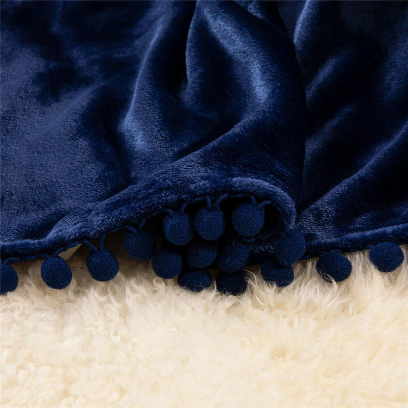 Plaid Canapé en Flanelle Bleu à Pompons