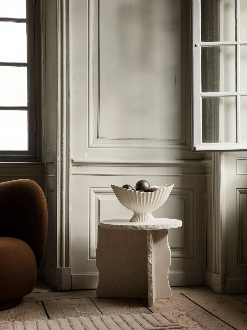 Fountain Centrepiece - Off-White