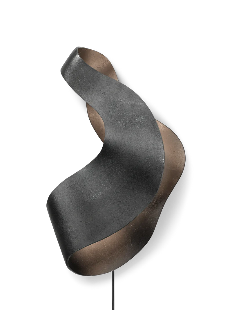 Oyster Wall Lamp - Black