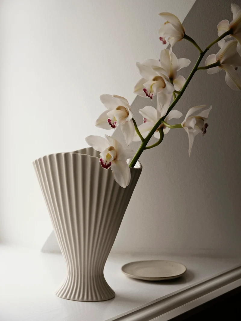Fountain Vase - Large - Off-White