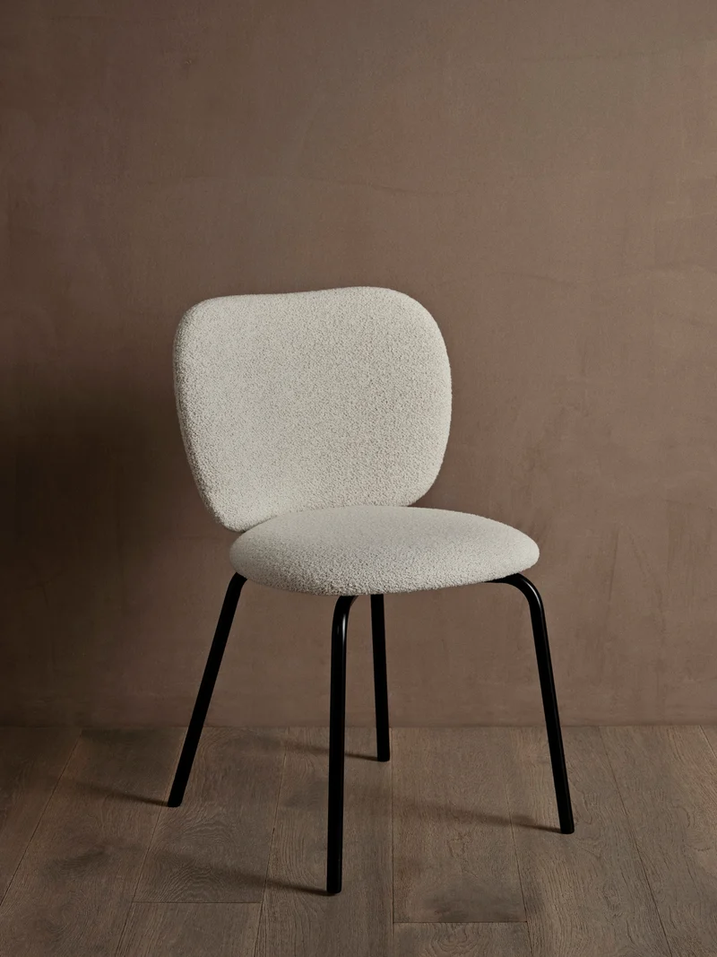 Rico Chair - Black - Soft Bouclé - Off-White/Sand