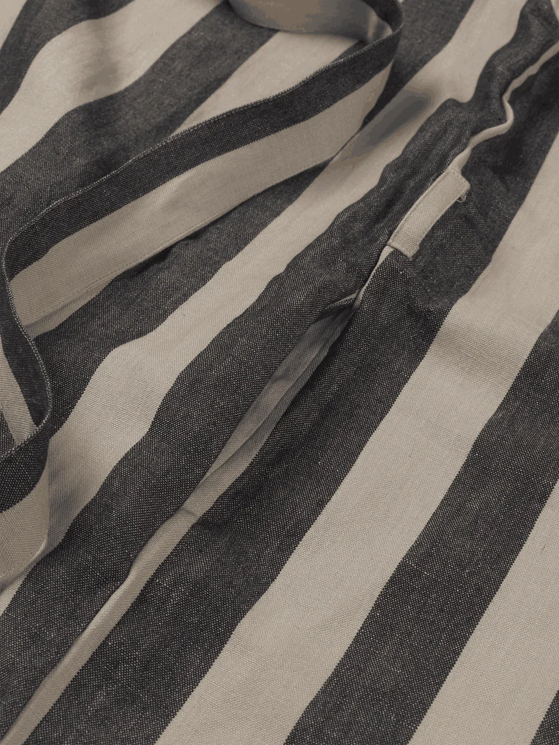 Field Robe - Sand/Black