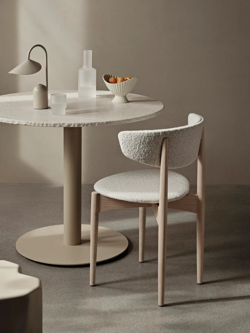 Mineral Dining Table - Bianco Curia - Cashmere