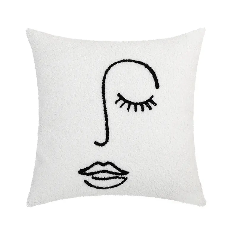 Housse de Coussin Brodée ORAGO