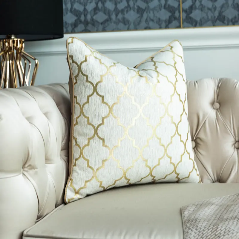 Housse de Coussin Géométrique GOLDWAVE