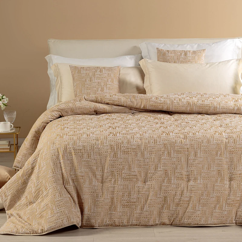 Trapunta Leggerissima serenissima in Raso Jacquard 200 gr/mq