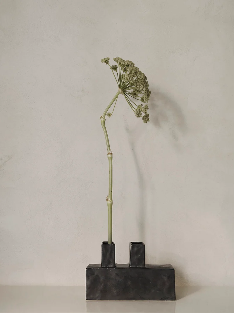 Koa Vase - Double - Black