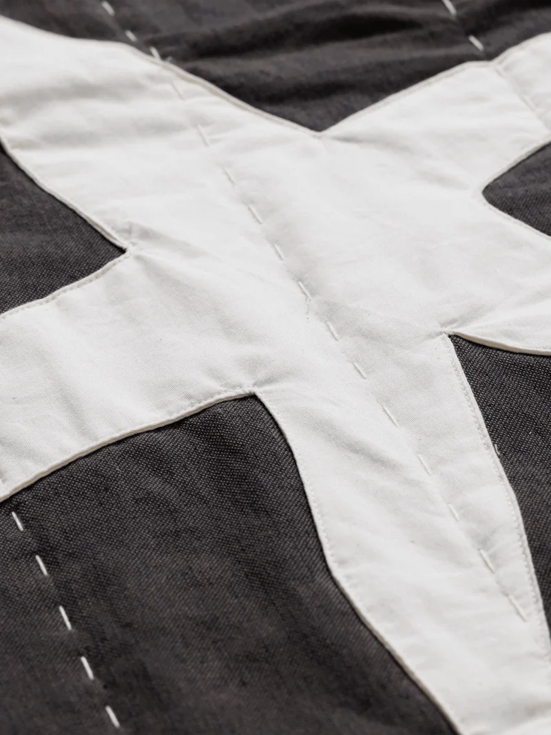 Kove Applique Quilted Blanket - Charcoal/Elm Green