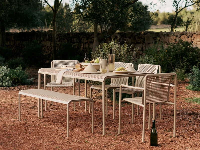 Dapple Bench - Cashmere