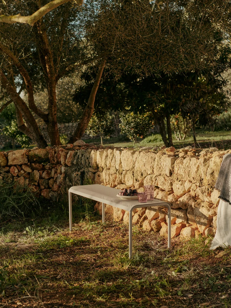 Dapple Bench - Cashmere