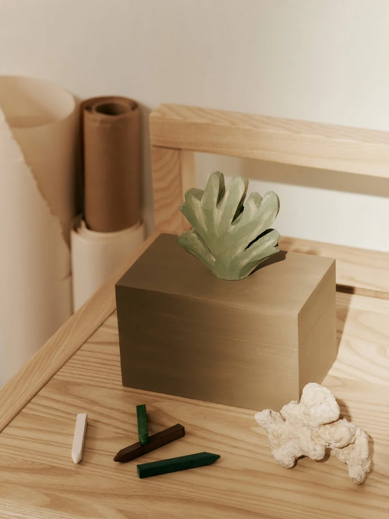 Harbour Box - Coral - Mistletoe/Tan