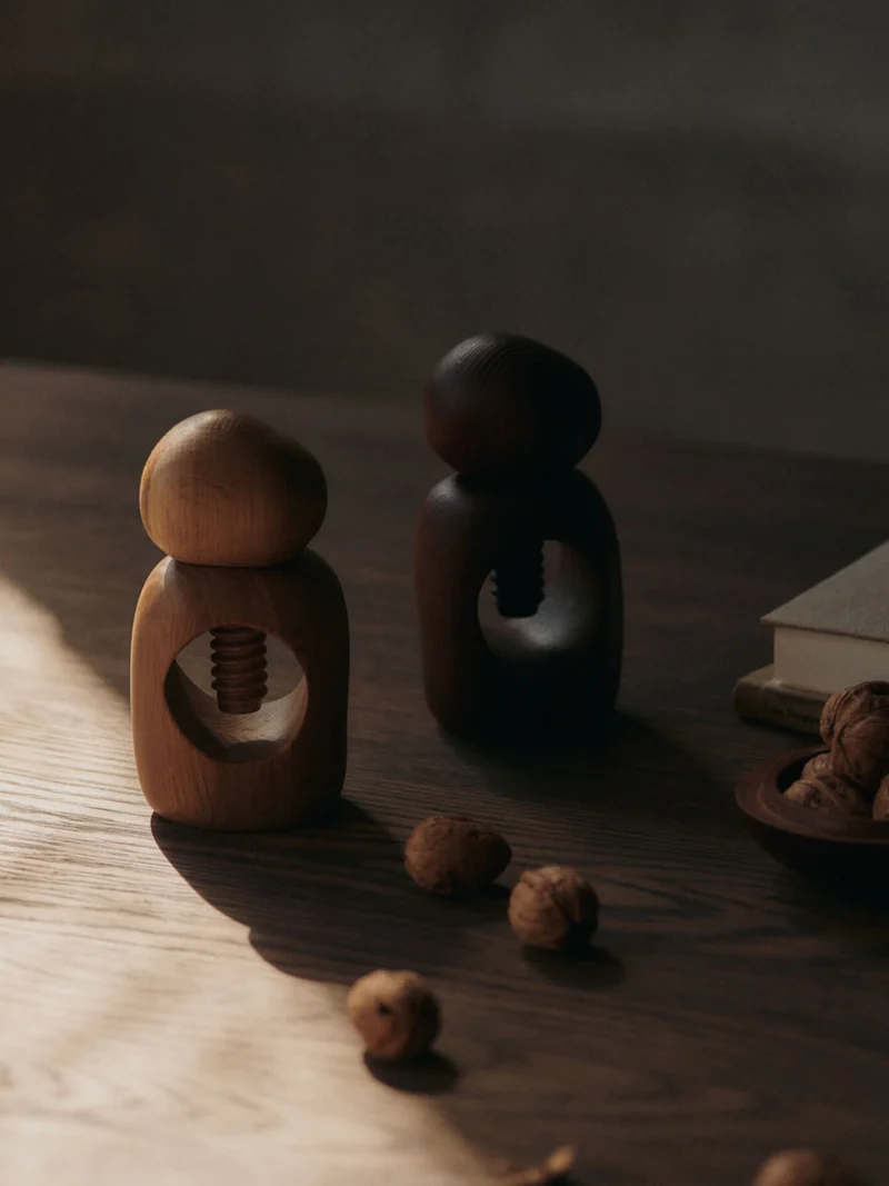 Cairn Nut Cracker - Oak