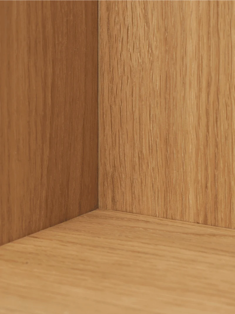Stagger Shelf - Low - Oiled Oak