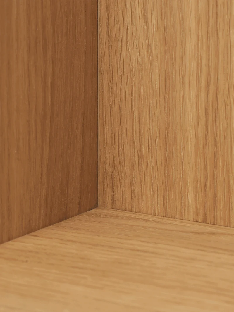 Stagger Shelf - Square - Oiled Oak