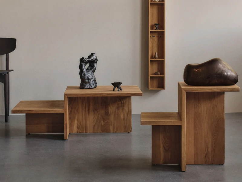 Distinct Coffee Table - Natural Oak