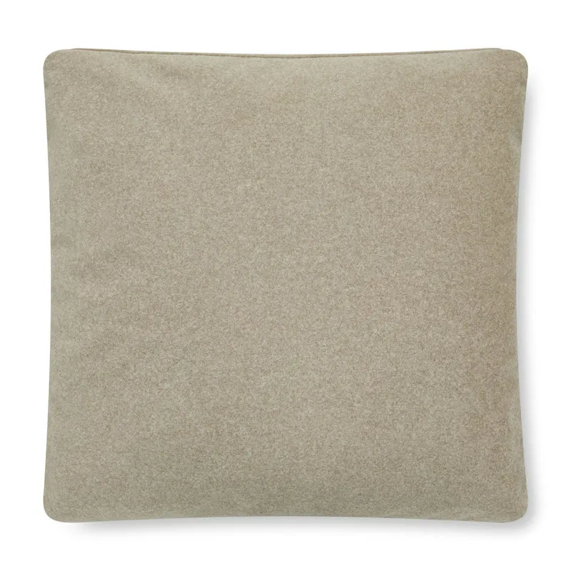Pluma pillow